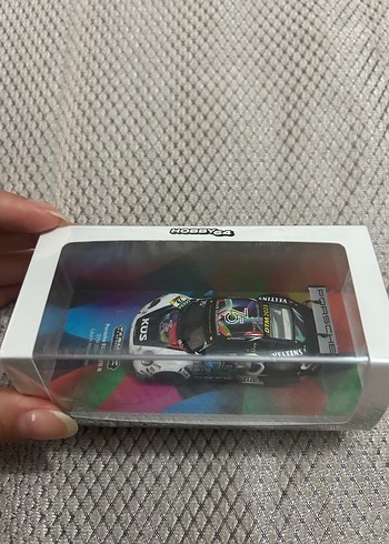 Tarmac Works Porsche 911 GT3 R Model Araba - Görsel 2