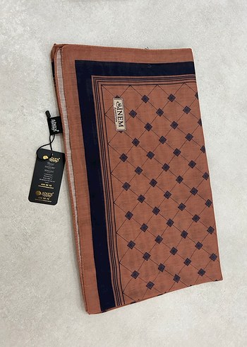 Kadın Desenli Çok Renkli Şal - Görsel 4