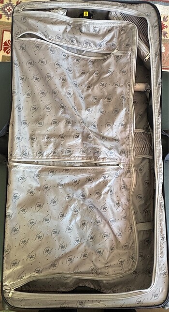 Takım elbise taşıma valizi - Görsel 6