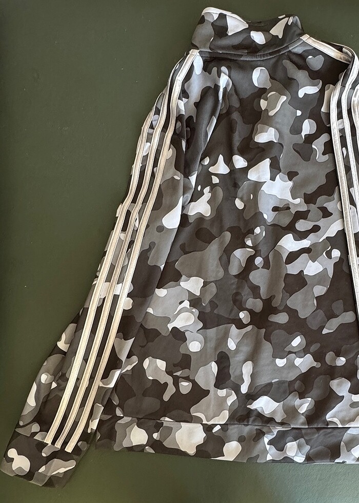 Orjinal Adidas Esofman üstü 14-15 yaş - Görsel 4