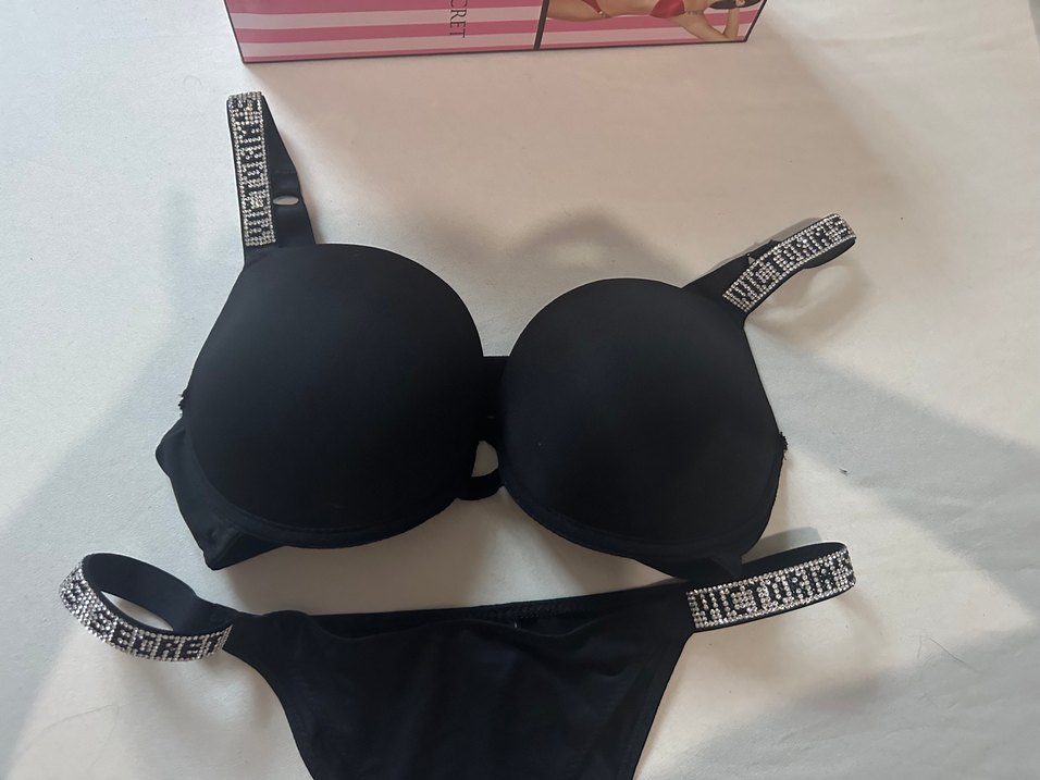 Victorias secret Siyah Goth Spor Sütyeni Taş Detaylı - Görsel 3