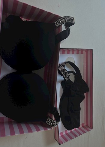 Victoria's Secret Siyah Mini Sütyen ve Külot - Görsel 5