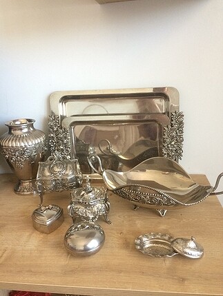 Gümüşlük set