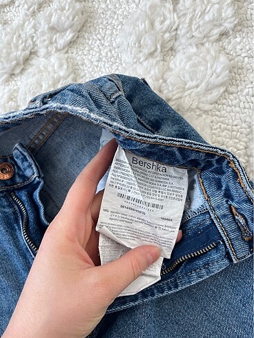 36 Beden Bershka mom jean