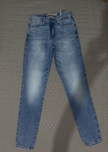Guess Jean