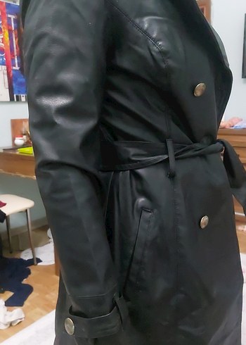 Siyah Deri Kadın Trençkot - Görsel 3