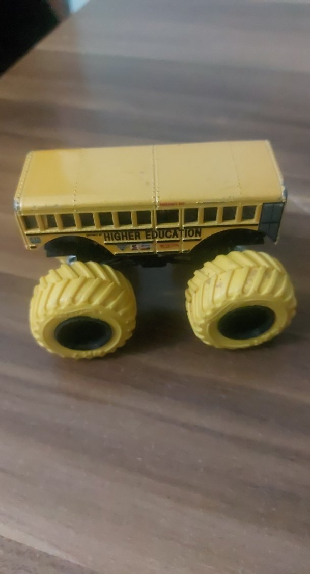 Sarı Oyuncak Canavar Kamyon - Görsel 3