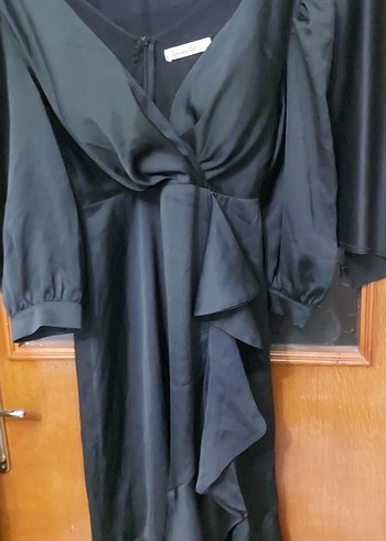 Uzun Siyah V Yakalı Drapeli Kadın Elbise - Görsel 2