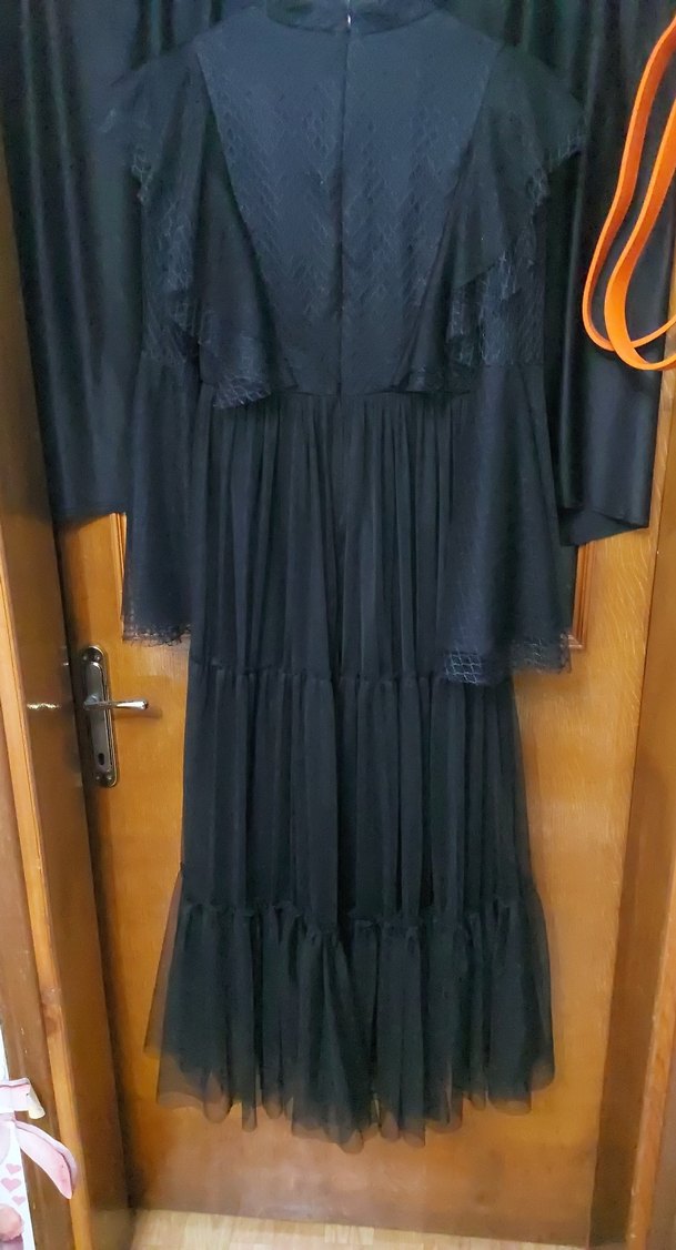 Siyah Uzun Drapeli Gotik Kadın Elbise - Görsel 3