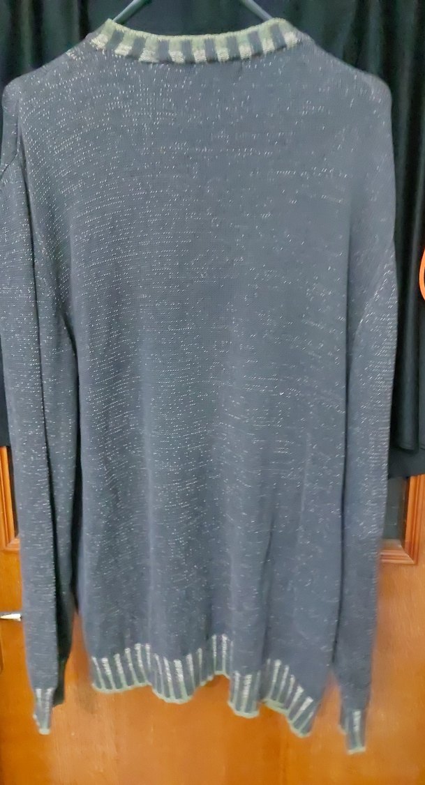 Gri V Yaka Erkek Triko Kazak - Görsel 3