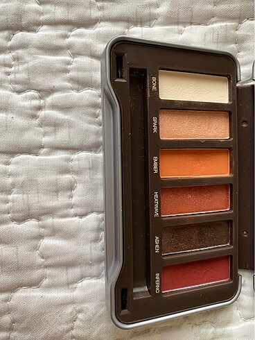 Maybelline Far Paleti