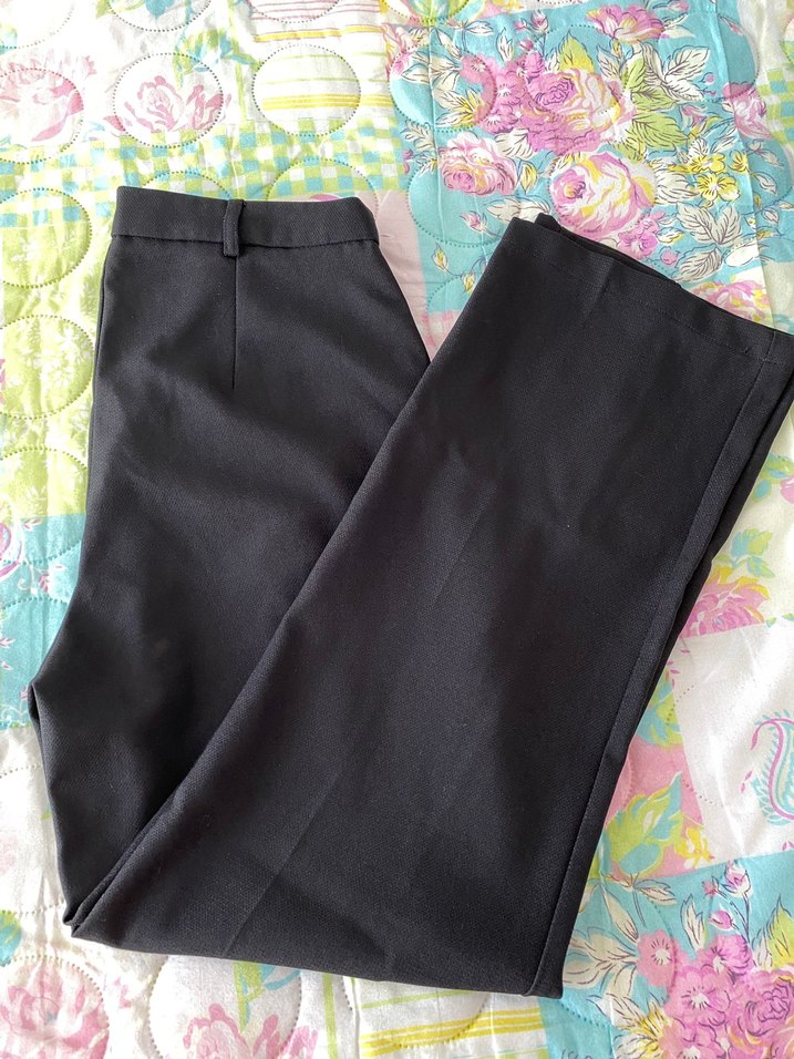 Siyah Pilili Kadın Kumaş Pantolon - Görsel 2