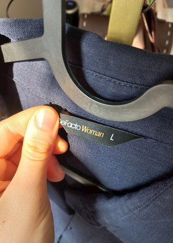 Düğmeli Lacivert Denim Kadın Gömlek - Görsel 3