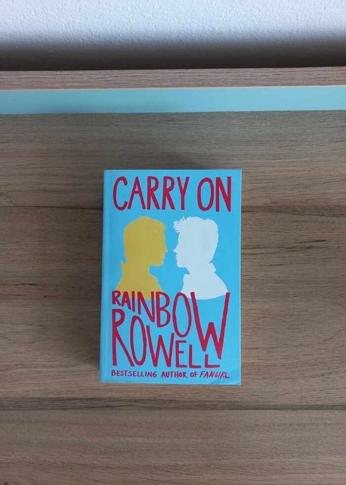 Carry On Asla Vazgeçme Rainbow Rowell İngilizce Kitap - Görsel 2