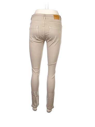 28 Beden PreLoved Jean / Kot %70 İndirimli.