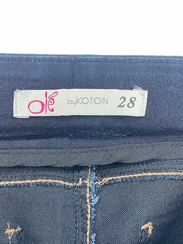 28 Beden lacivert Renk Koton Jean / Kot %70 İndirimli.