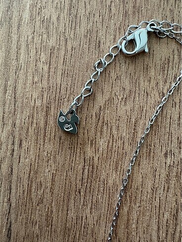  Beden Swarovski kolye