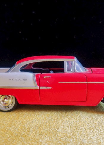 Kırmızı Maket Araba. 1/24