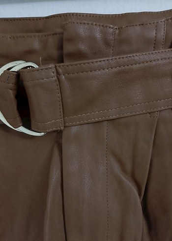 Kemerli Bej Deri Mini Şort - Görsel 7