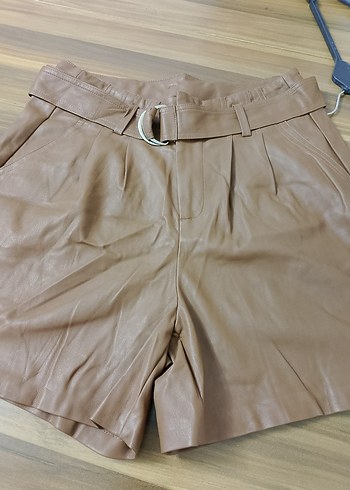 Kemerli Bej Deri Mini Şort - Görsel 9