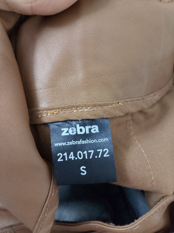 Kemerli Bej Deri Mini Şort - Görsel 3