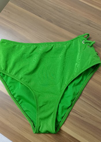Yeşil Strappy Kadın Bikini Altı