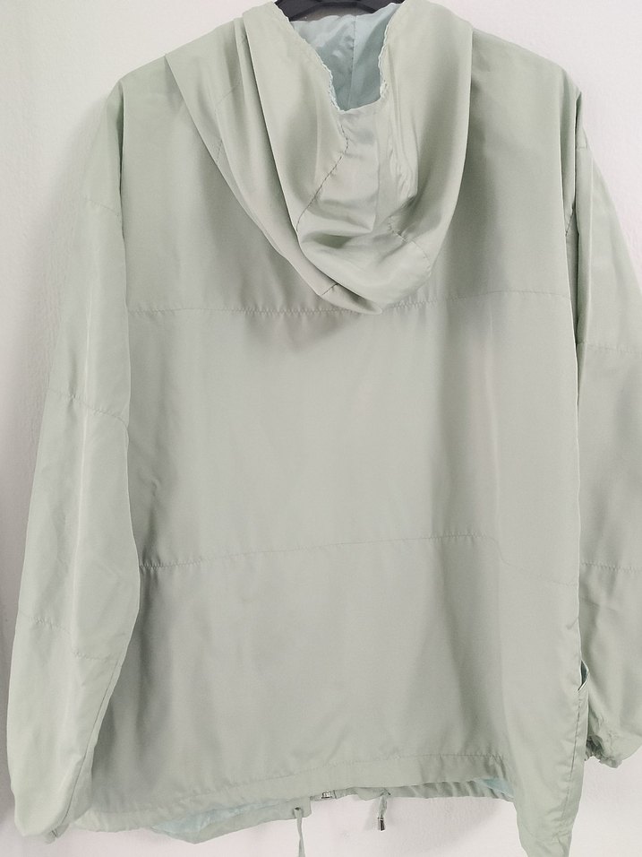 Erkek Düğmeli Kapüşonlu Gri Rüzgarlık - Görsel 3