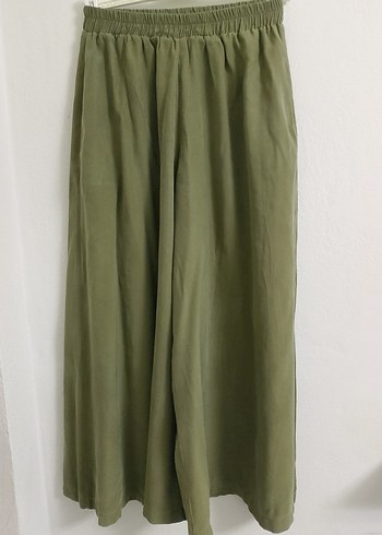 Kadın Haki Renk Piliseli Keten Pantolon - Görsel 3