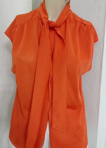 Kırmızı Drapeli Yüksek Yakalı Kadın Bluz - Görsel 3