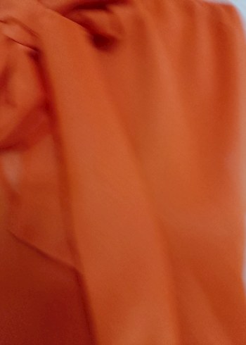 Kırmızı Drapeli Yüksek Yakalı Kadın Bluz - Görsel 4