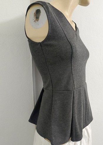 Gri V Yaka Kolsuz Kadın Triko buluz - Görsel 2