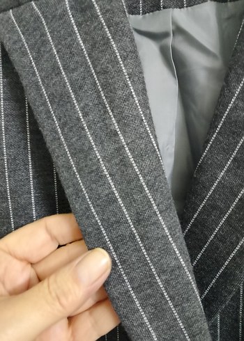 Düğmeli Gri Çizgili Kadın Blazer Ceket - Görsel 14