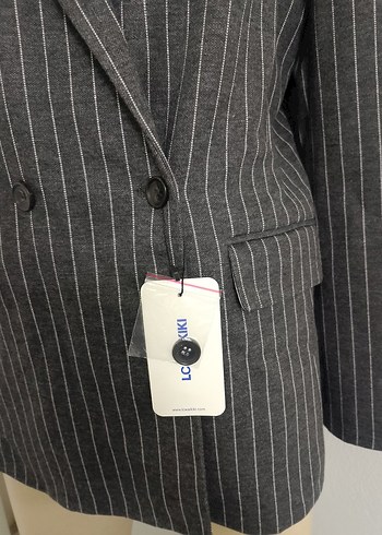 Düğmeli Gri Çizgili Kadın Blazer Ceket - Görsel 7
