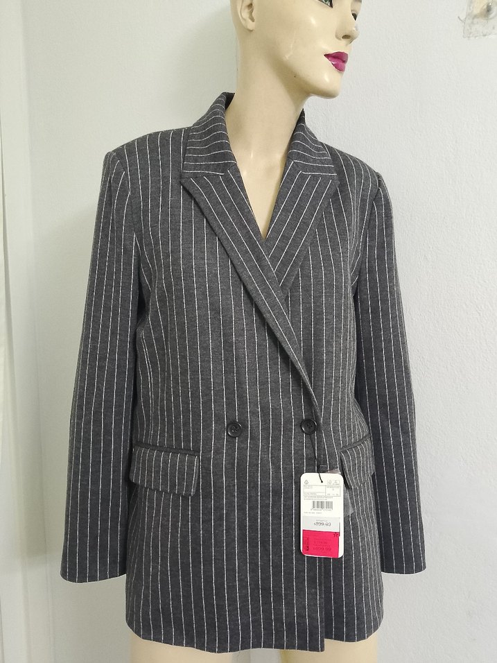 Düğmeli Gri Çizgili Kadın Blazer Ceket - Görsel 2