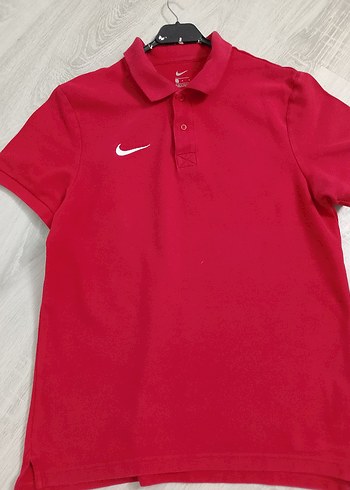 l Beden kırmızı Kısa Kollu Nike Polo Tişört