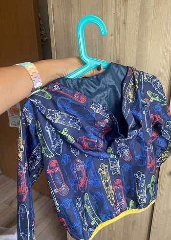 Limon Company Renkli Desenli Erkek Çocuk Yağmurluk