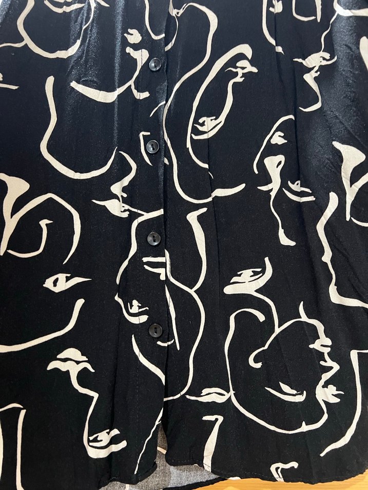 Desenli Siyah Kadın Gömlek - Görsel 4