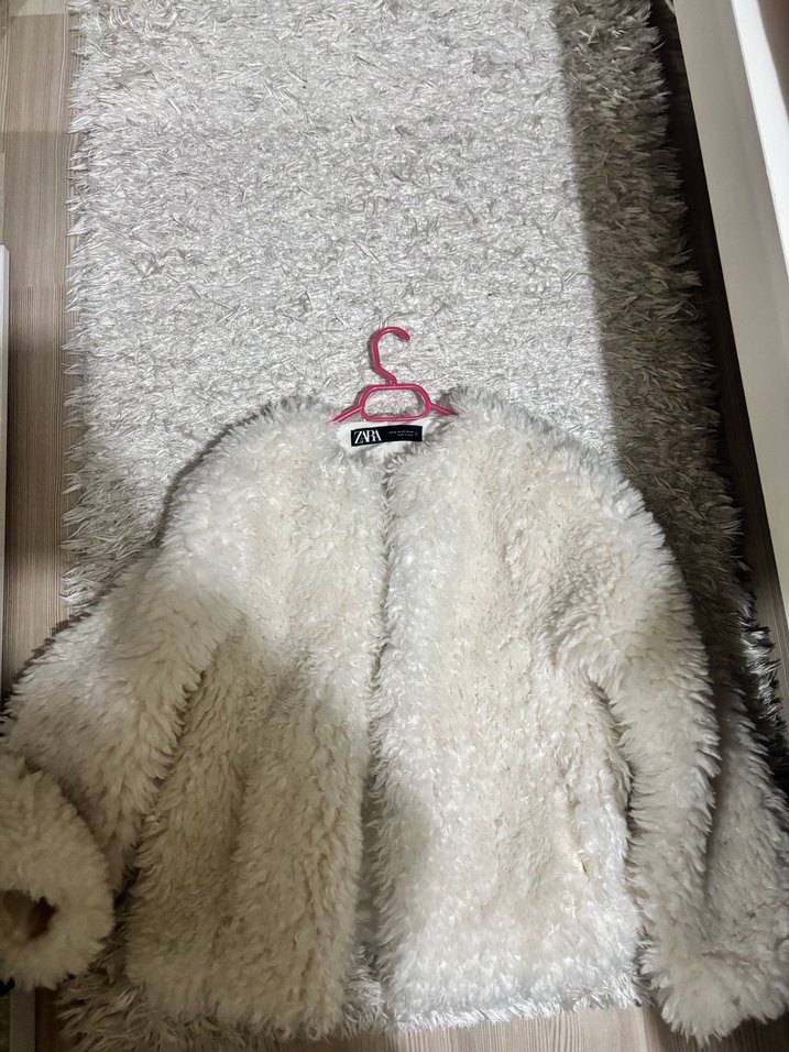 Beyaz Kürklü Kadın Kışlık Mont - Görsel 2