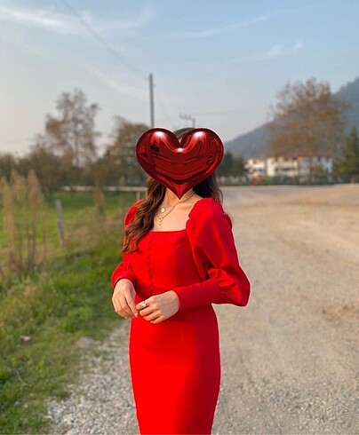 Kırmızı Abiye Elbise