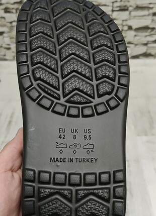 44 Beden siyah Renk Akınal bella crocs terlik