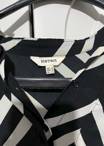 Koton Zebra Desenli V Yaka Kadın Gömlek