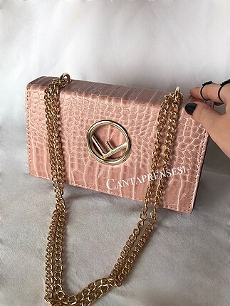 FENDİ ÇANTA KIRMIZI ZARA ÇANTA