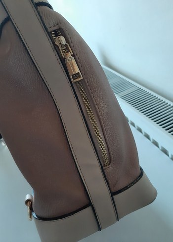 Barneys Bej Deri Kadın Omuz Çantası BARACH
