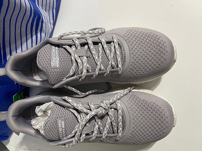 37 Beden Skechers ayakkabı