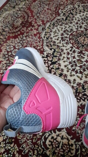 37 Beden Spor ayakkabi