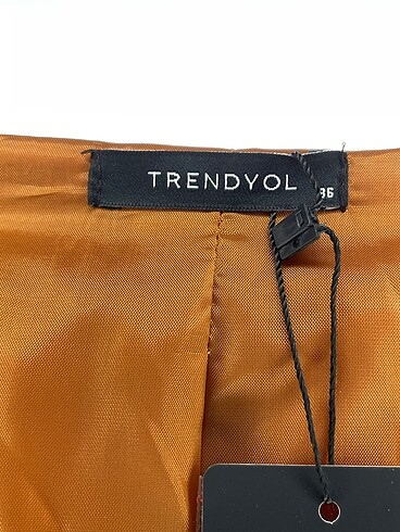 36 Beden çeşitli Renk Trendyol & Milla Blazer %70 İndirimli.