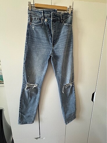 Stradivarius 36 beden mom jean pantolon