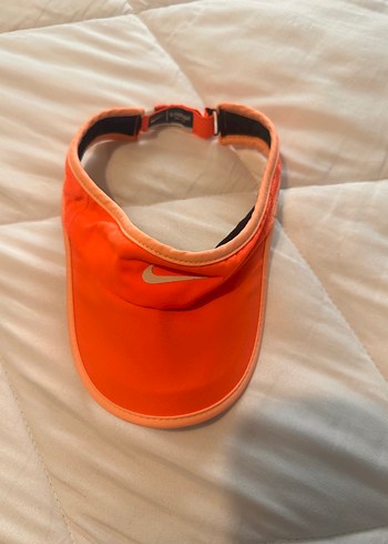 Nike Turuncu Parlak Kadin Spor Vizor Sapka