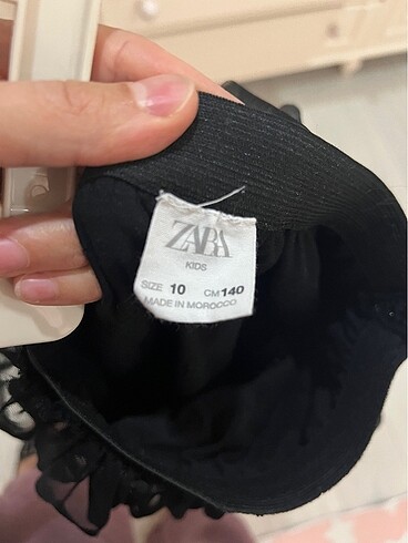 10 Yaş Beden Zara etek