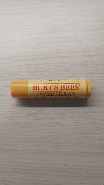 Burt's Bees dudak balmı